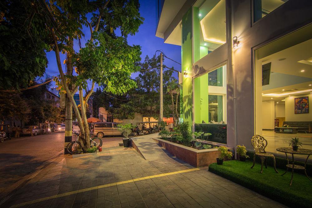 Colina Sky Hotel プノンペン エクステリア 写真
