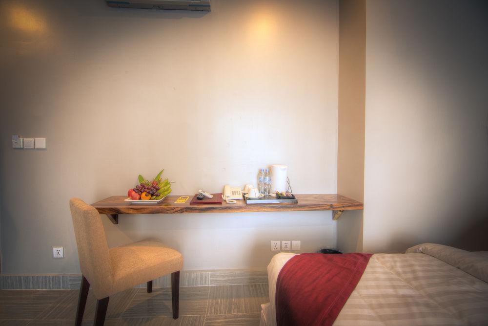 Colina Sky Hotel プノンペン エクステリア 写真